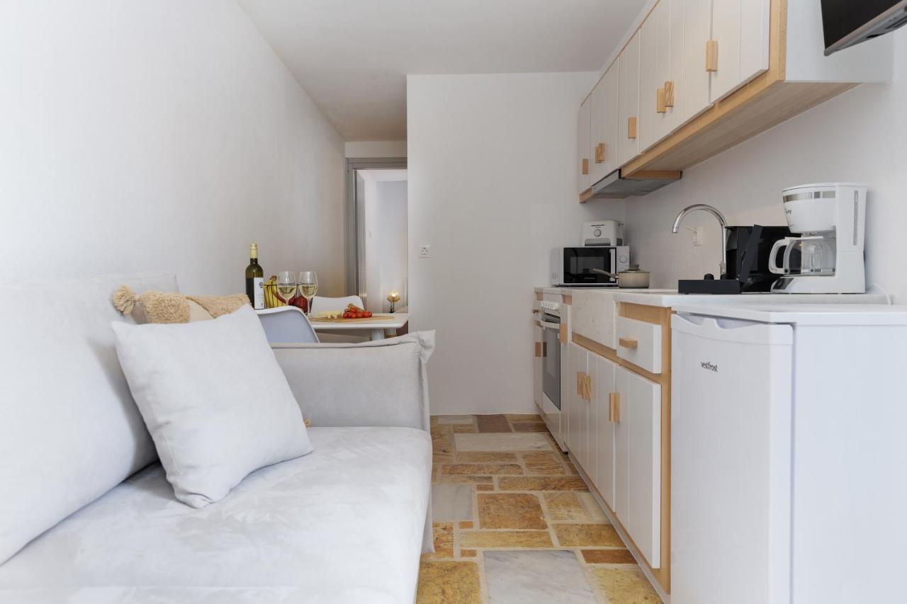 Serenity Village Aperathos Exterior photo